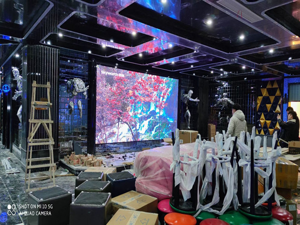 贵定室内P2.5全彩显示屏